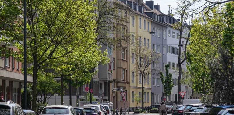 Erstarrender Wohnungsmarkt: Angebot an Mietwohnungen bricht ein